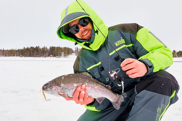 Ловля рыбы зимой новичок Что взять на рыбалку новчику
