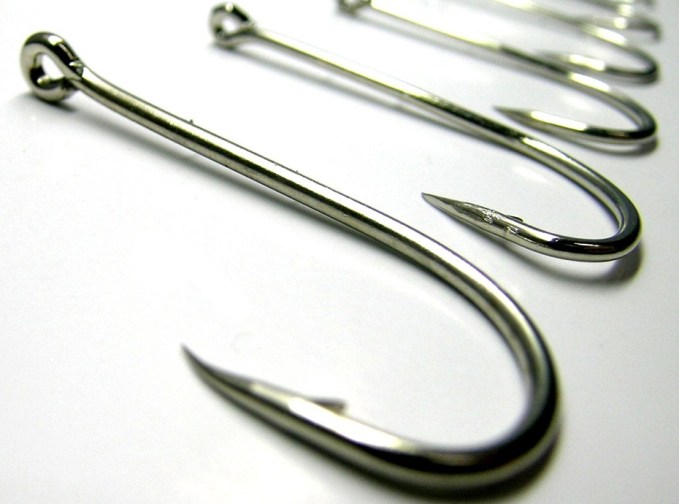 На карпа нужно брать крючки №7