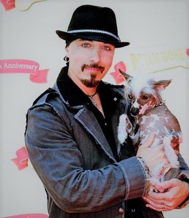 Американский фотограф Кристофер Америусо и Стелла. Китайская голая собака