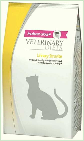Сухой корм для кошек, страдающих мочекаменной болезнью