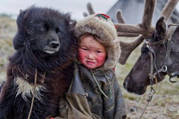 Лайка с ребенком