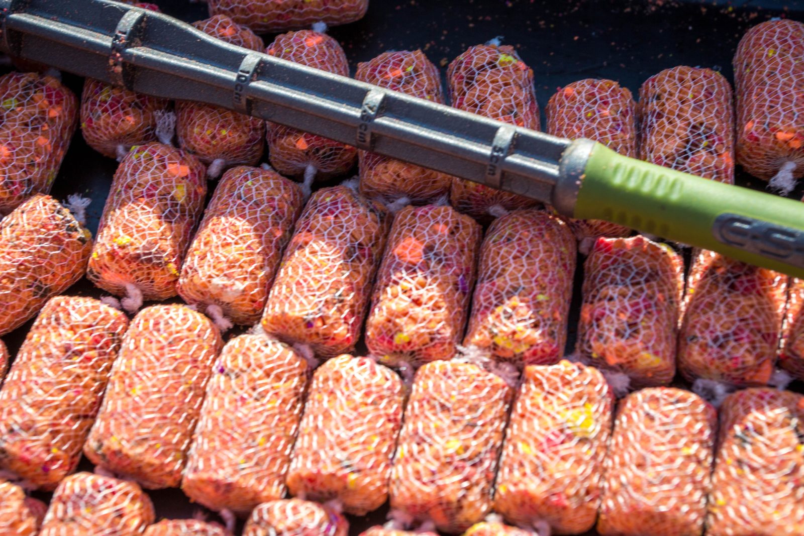 Ловля карпа летом в июне, в июльскую жару и в августе