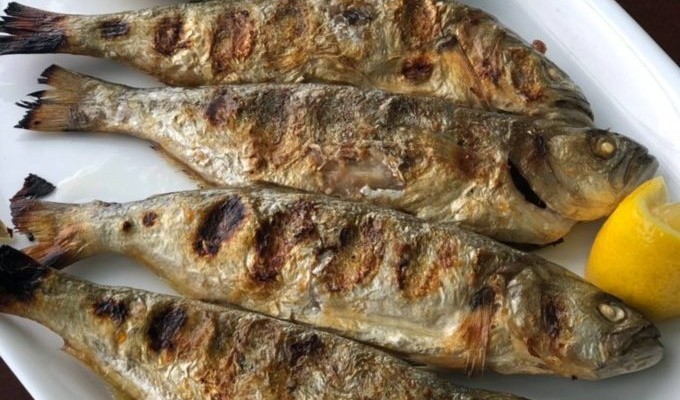 Луфарь на сковородке