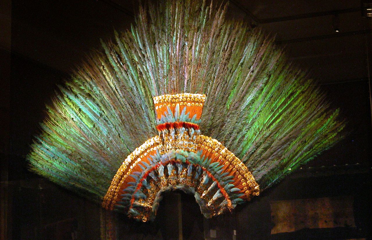 Мексика. Традиции Майя. Головной убор Монтесумы