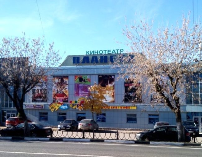 В кинотеатре 2 комфортабельных зала