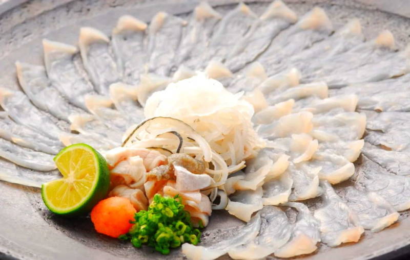 Рыба фугу - как выглядит, где обитает, описание, яд и опасность для человека