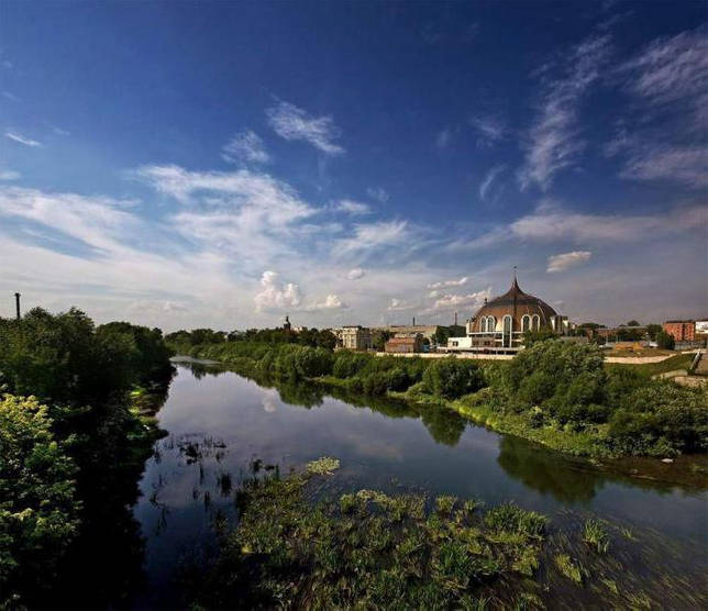 набережная реки Упы